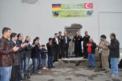 Tam boy resmi görebilmek için tıklayın