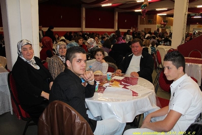 Tam boy resmi görebilmek için tıklayın