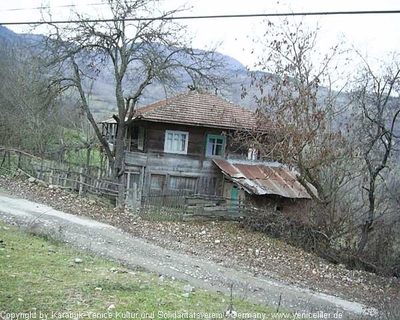 Tam boy resmi görebilmek için tıklayın