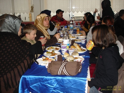 Tam boy resmi görebilmek için tıklayın