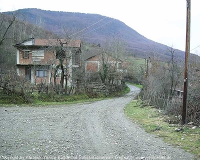 Tam boy resmi görebilmek için tıklayın