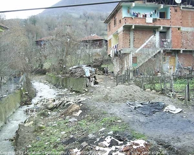 Tam boy resmi görebilmek için tıklayın