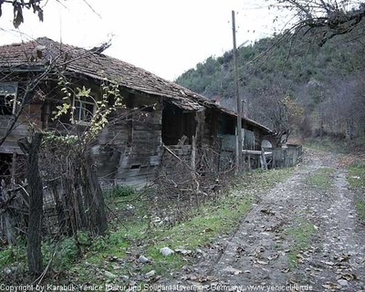 Tam boy resmi görebilmek için tıklayın