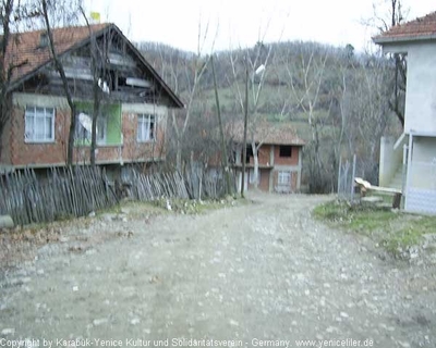 Tam boy resmi görebilmek için tıklayın