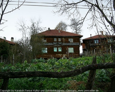 Tam boy resmi görebilmek için tıklayın